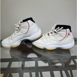 Jordan Retro 11’s Platinum (Men’s Size 8)